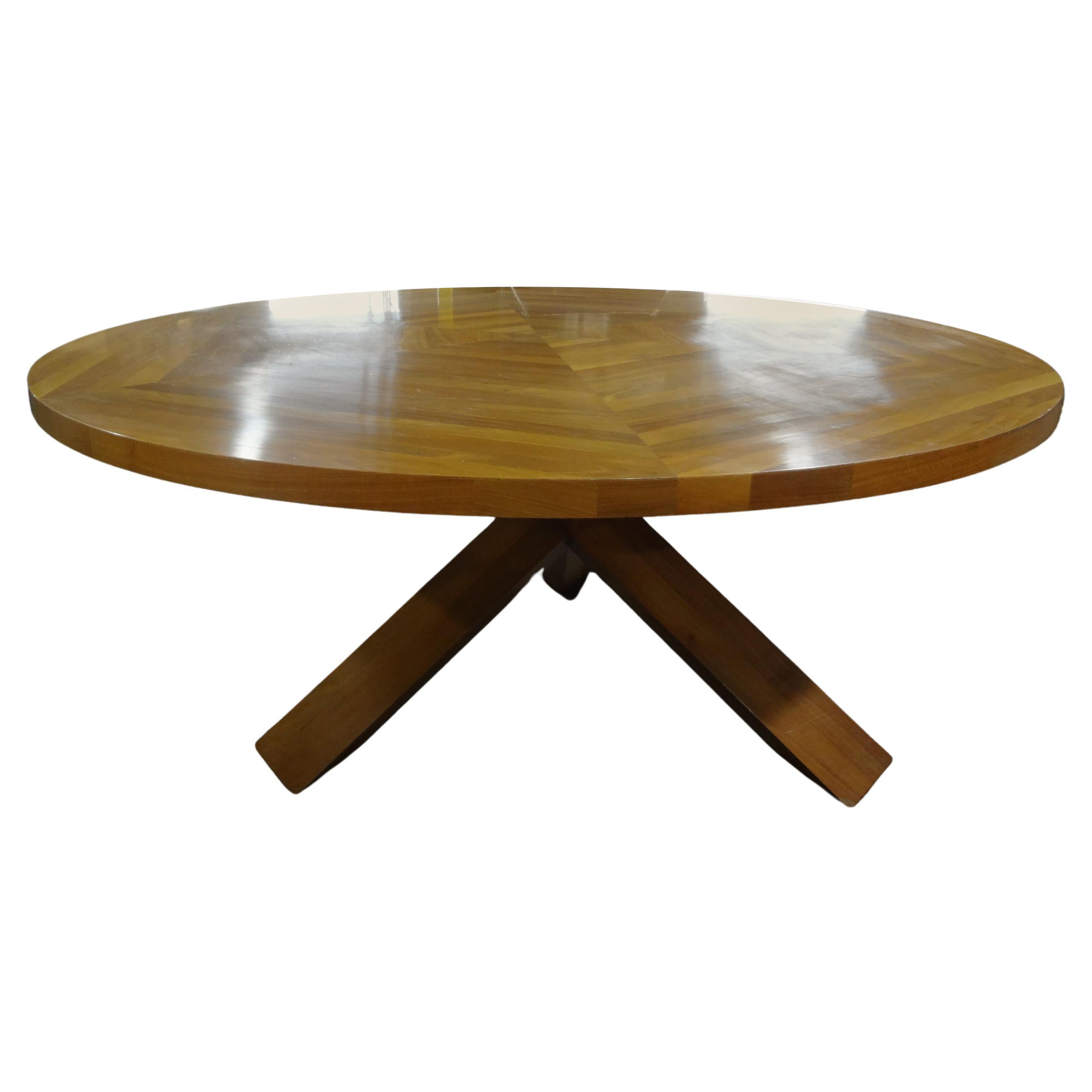 Table centrale à trois pieds ou table de salle à manger italienne moderne par Cassina en vente