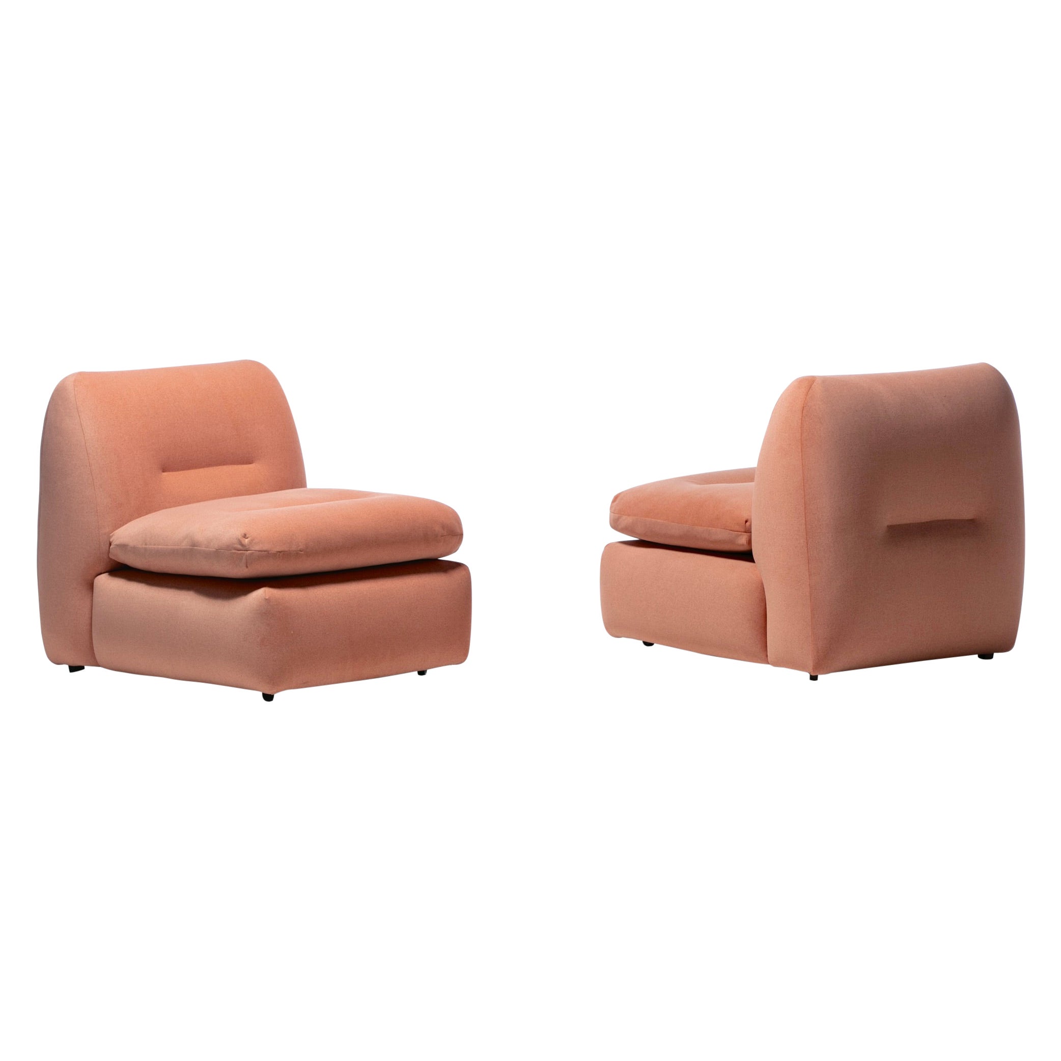 Pair of 1970s Italian Mario Bellini Style Slipper Chairs in Blush Pink Fabric For Sale