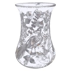 Antiguo jarrón inglés de cristal grabado a mano Stourbridge circa 1890