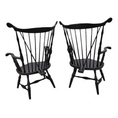 Retro Brace Comb Back Windsor Chair - Pair