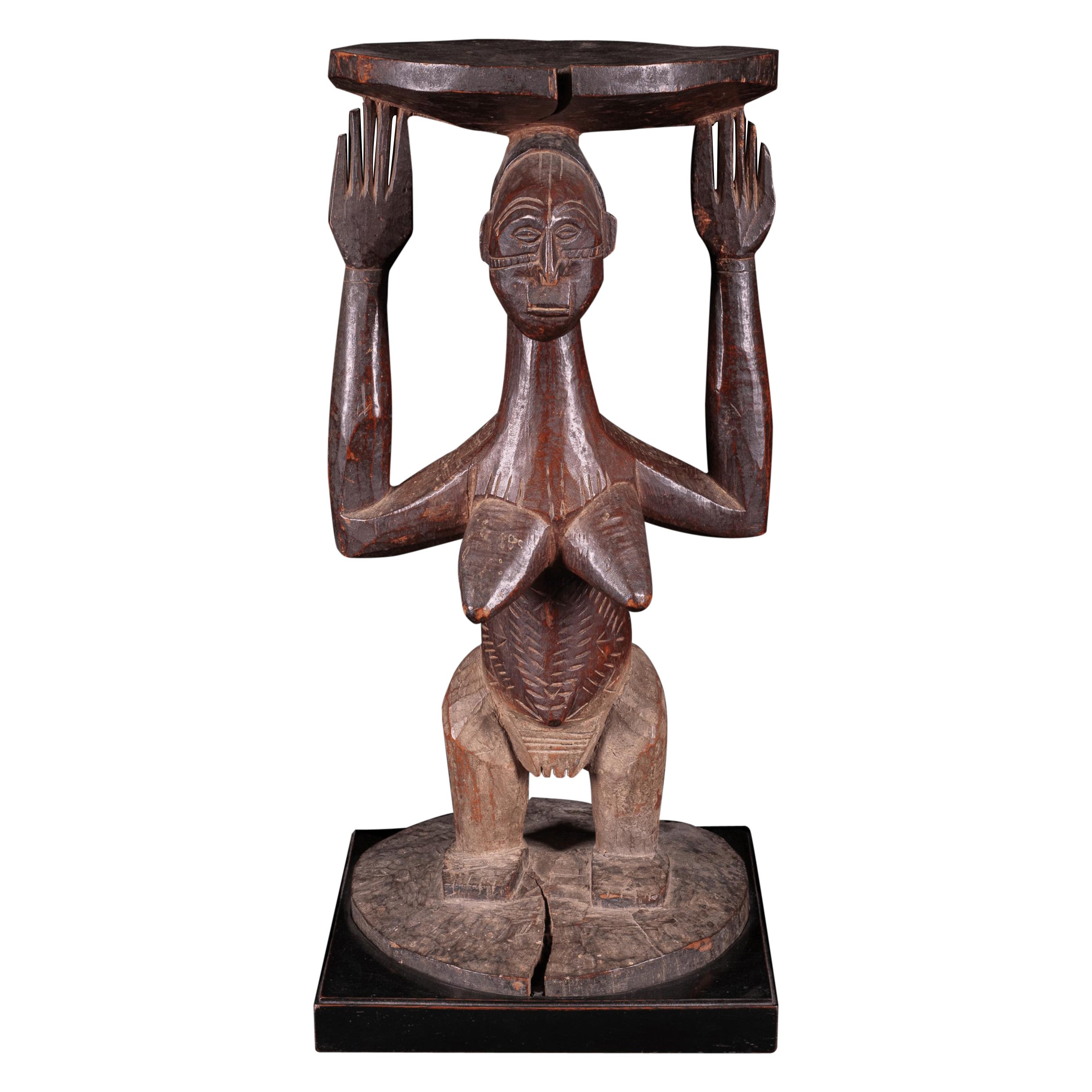 Figura femminile di cariatide in piedi su una base circolare, RDC in vendita
