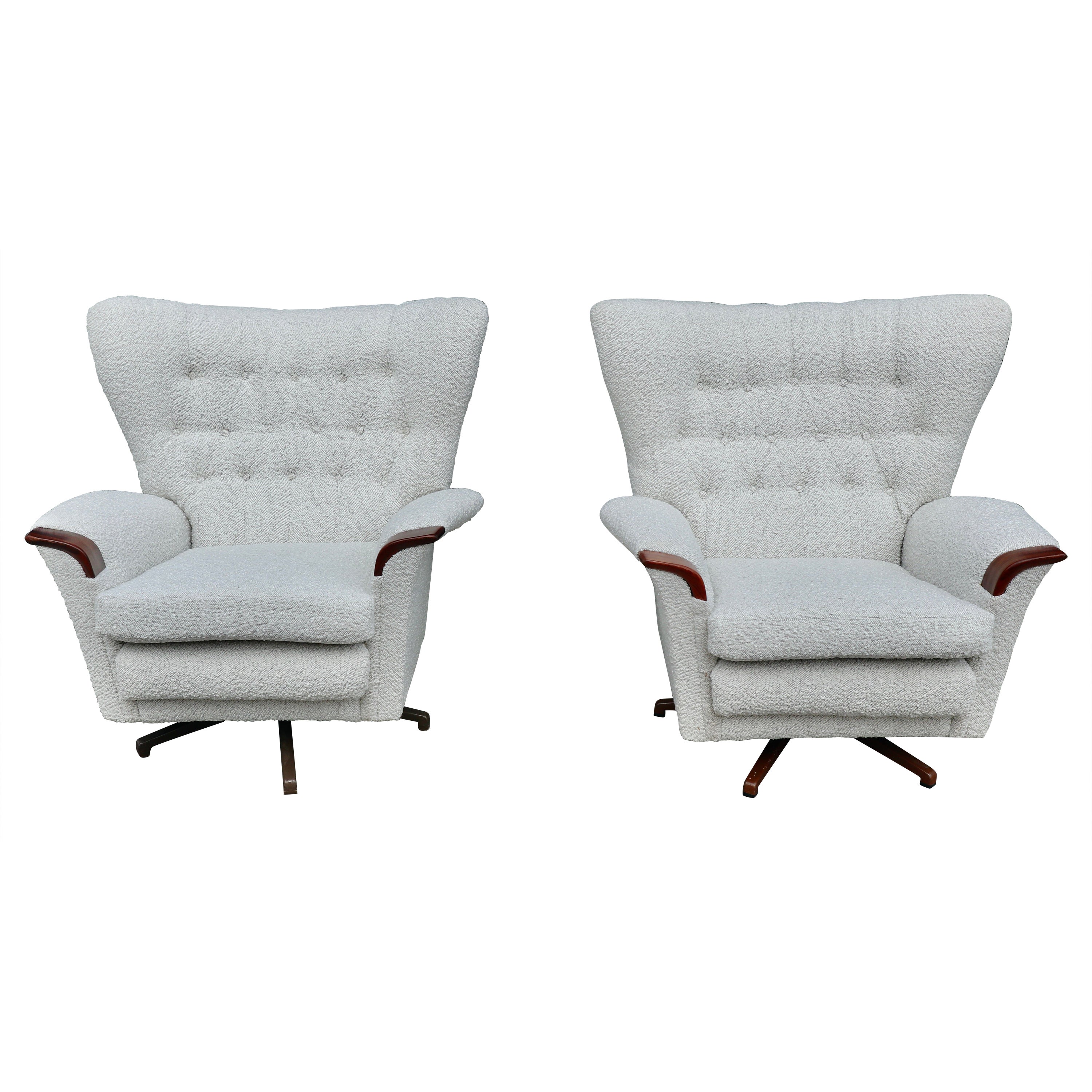A pair Vintage 1960s G plan swivel armchairs For Sale