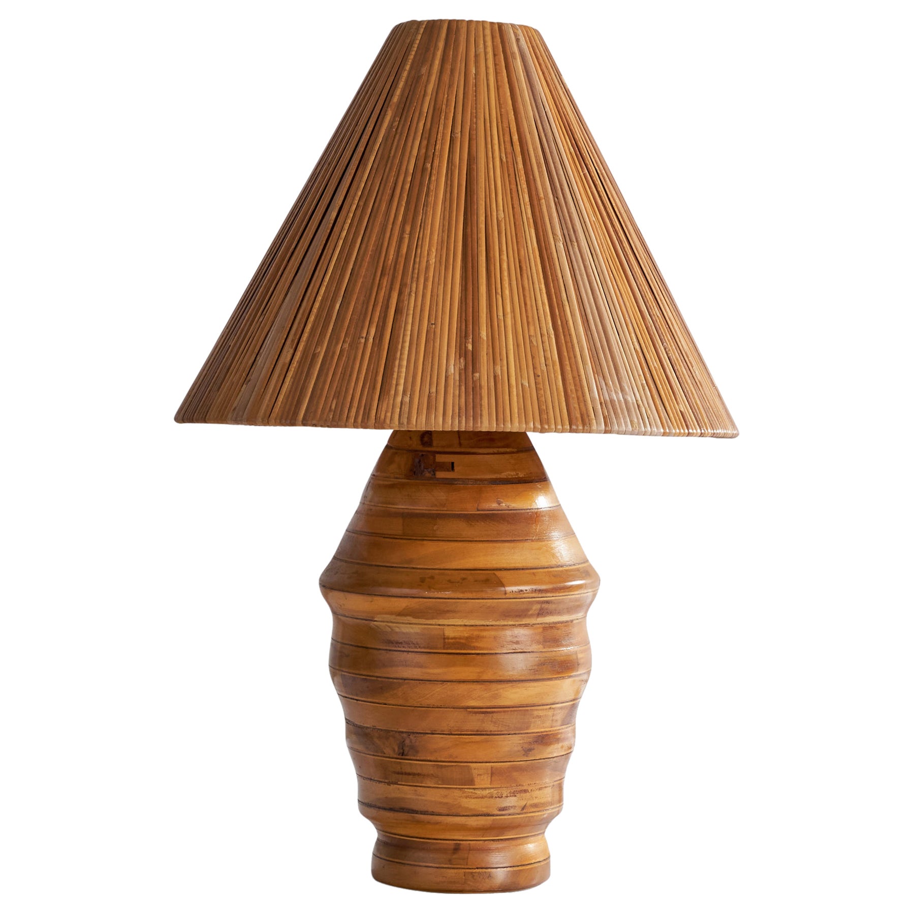 American Designer, Table Lamp, Hickory, Brass, USA, 1950s For Sale