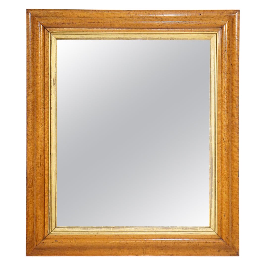 English Rectangular Mirror with Maple and Giltwood Frame (34 1/2 x W 29 3/4) For Sale