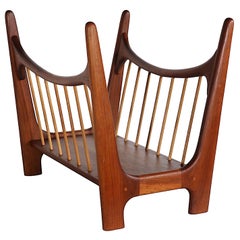 Revistero escultural danés moderno de mediados de siglo c. 1950/1960