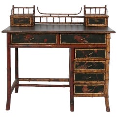 Escritorio Chinoiserie de bambú del siglo XIX