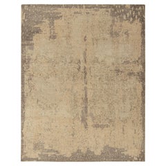Rug & Kilim's Distressed Style Modern Rug in Beige-Brown Abstract Pattern (Tapis moderne de style vieilli avec motif abstrait en beige et marron)