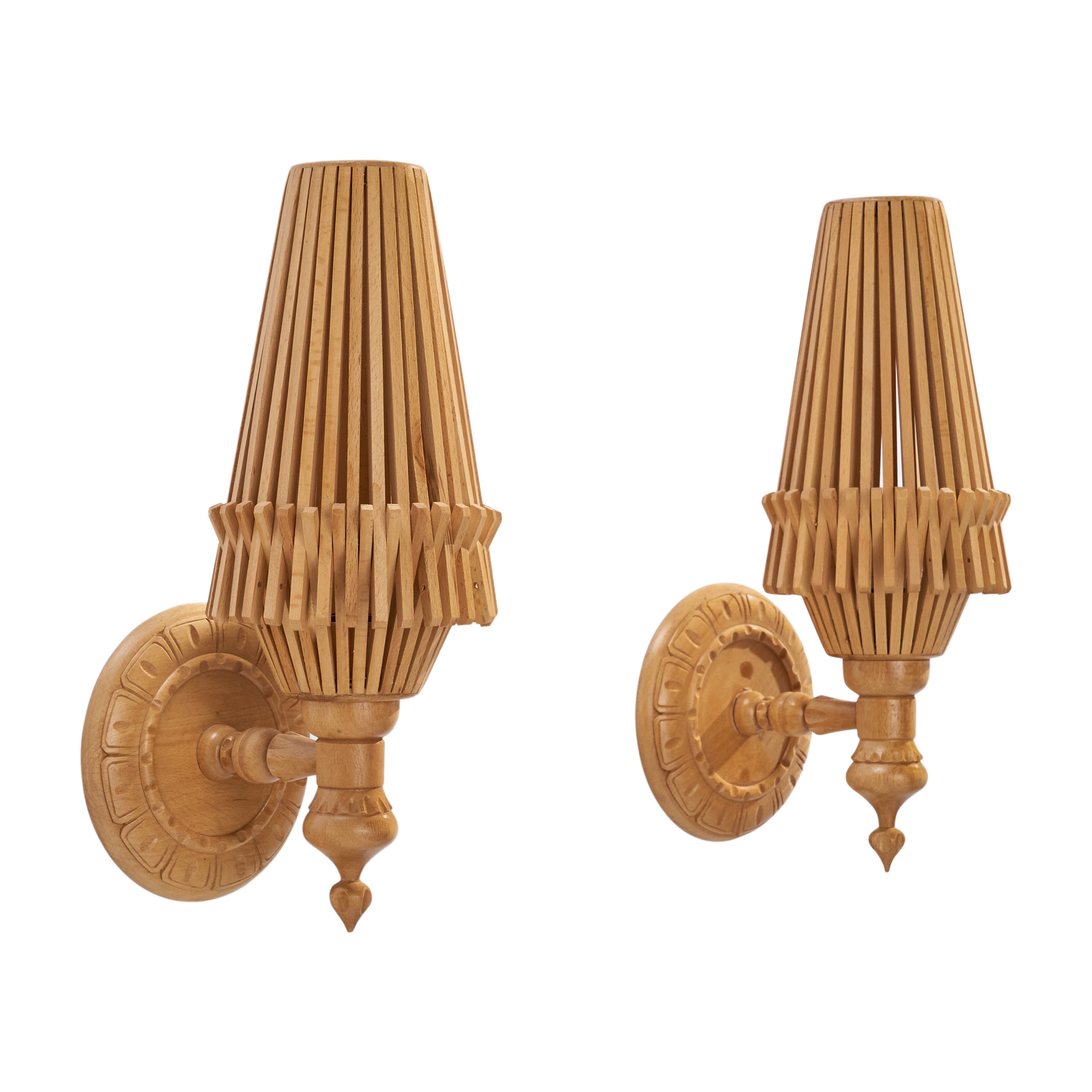 American Designer, Wall Lights, Maple, USA, 1960s For Sale