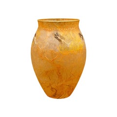 Vase à fleurs décoratif contemporain, anglais, verre d'art, urne à balustre, présentoir