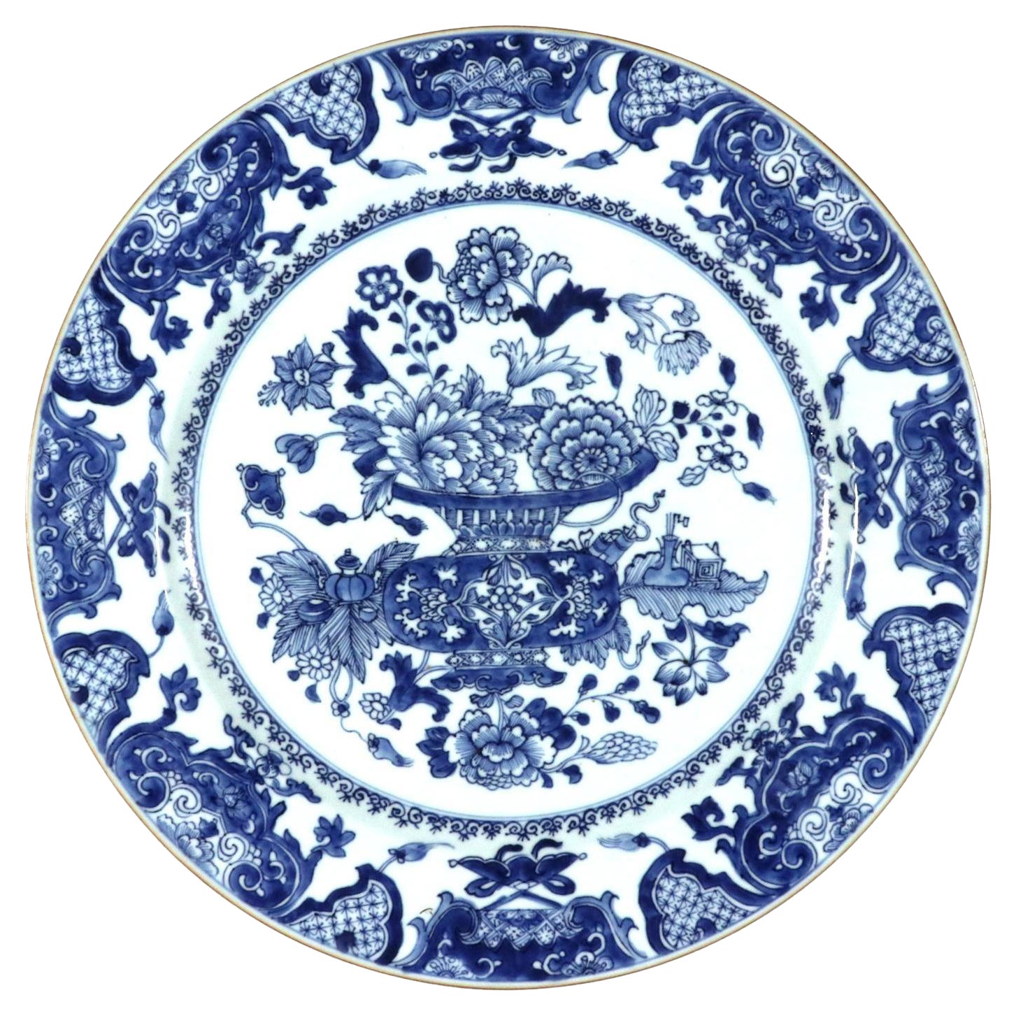 Blaue Schale aus chinesischem Exportporzellan mit Unterglasur und Blumen aus Porzellan