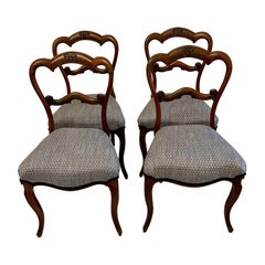 Satz von 4 antiken Esszimmerstühlen aus Palisanderholz in viktorianischer Qualität 