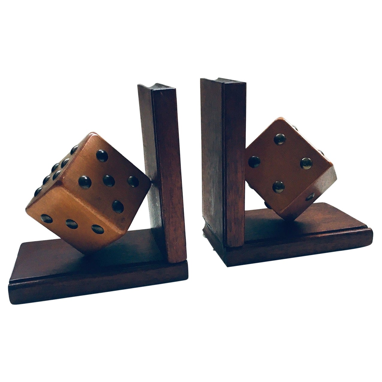 Arts & Crafts pair of wooden Dice Bookends, Belgium 1920's For Sale