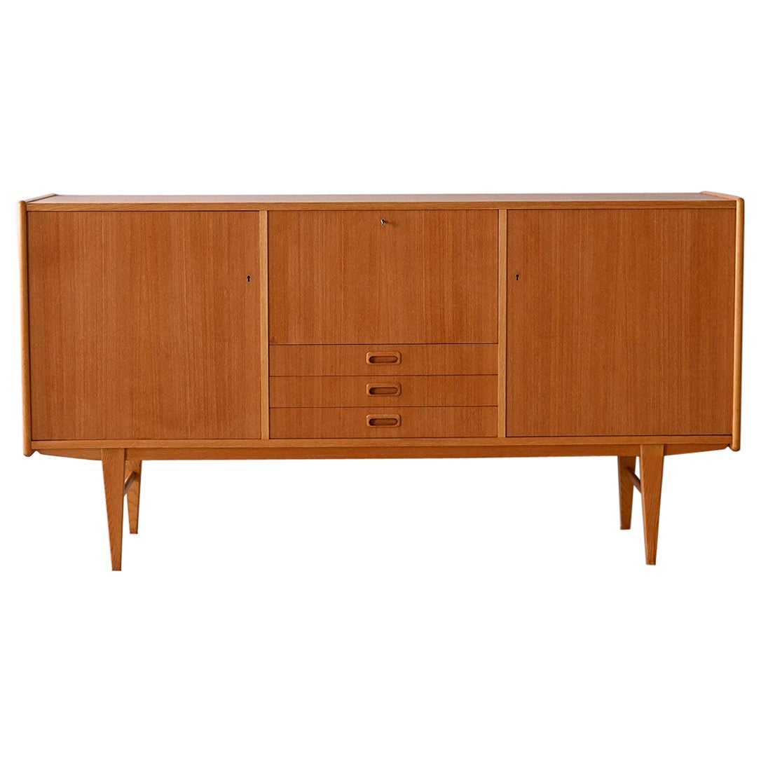 Oak sideboard with drawers