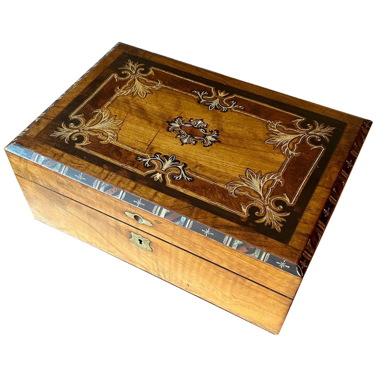 19th Century European Inlaid Decorative Lap Desk Box For Sale