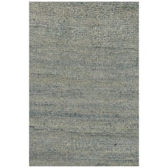 Tapis de course contemporain noué à la main par Rug & Kilim en bleu simple et rayures grises