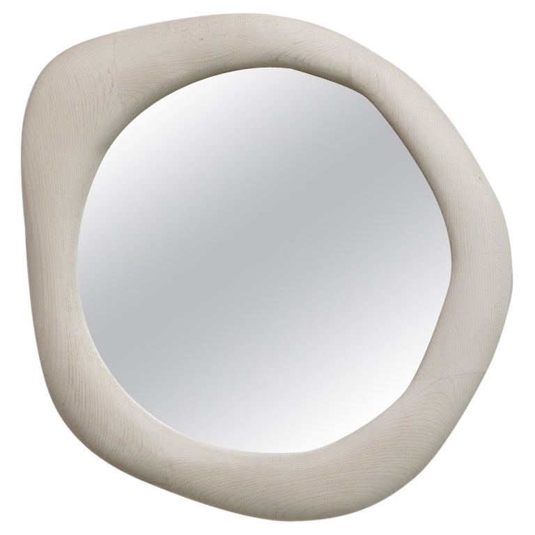 Miroir sculptural en érable blanchi en vente