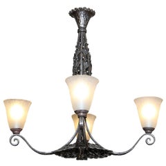 French Art Deco chandelier by Daum and Edgar Brandt