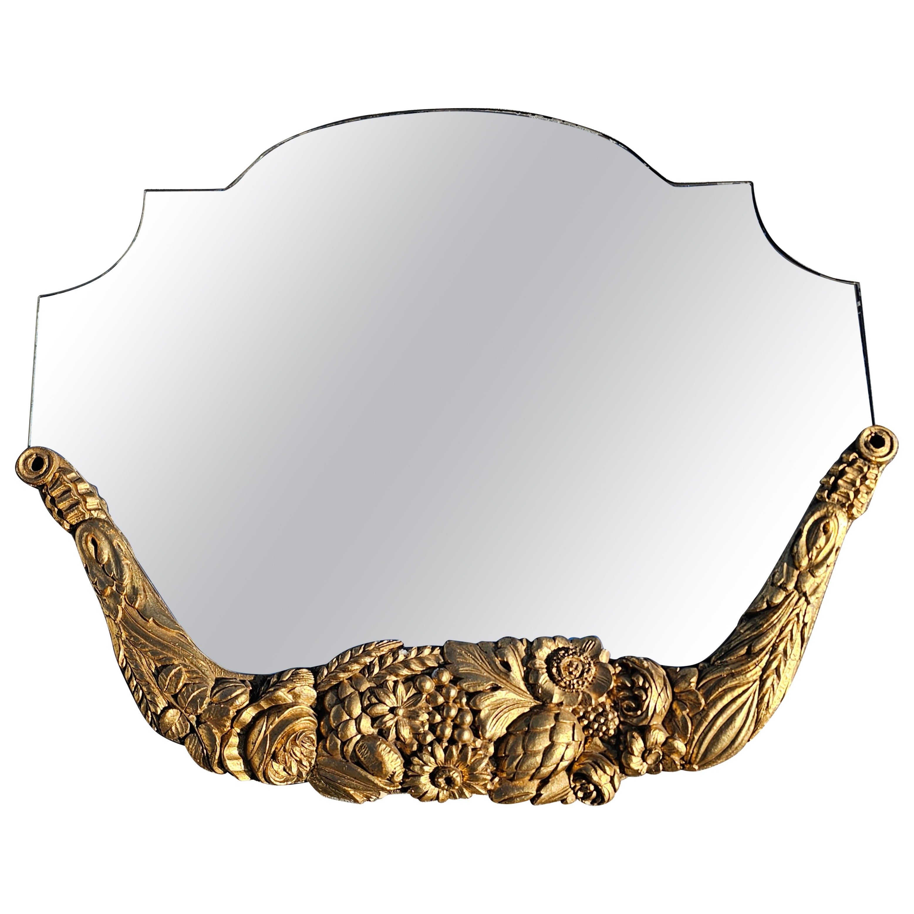 Antique Floral Mirror mit floralem vergoldetem Holz handgeschnitzten Rahmen, Frankreich 1890er