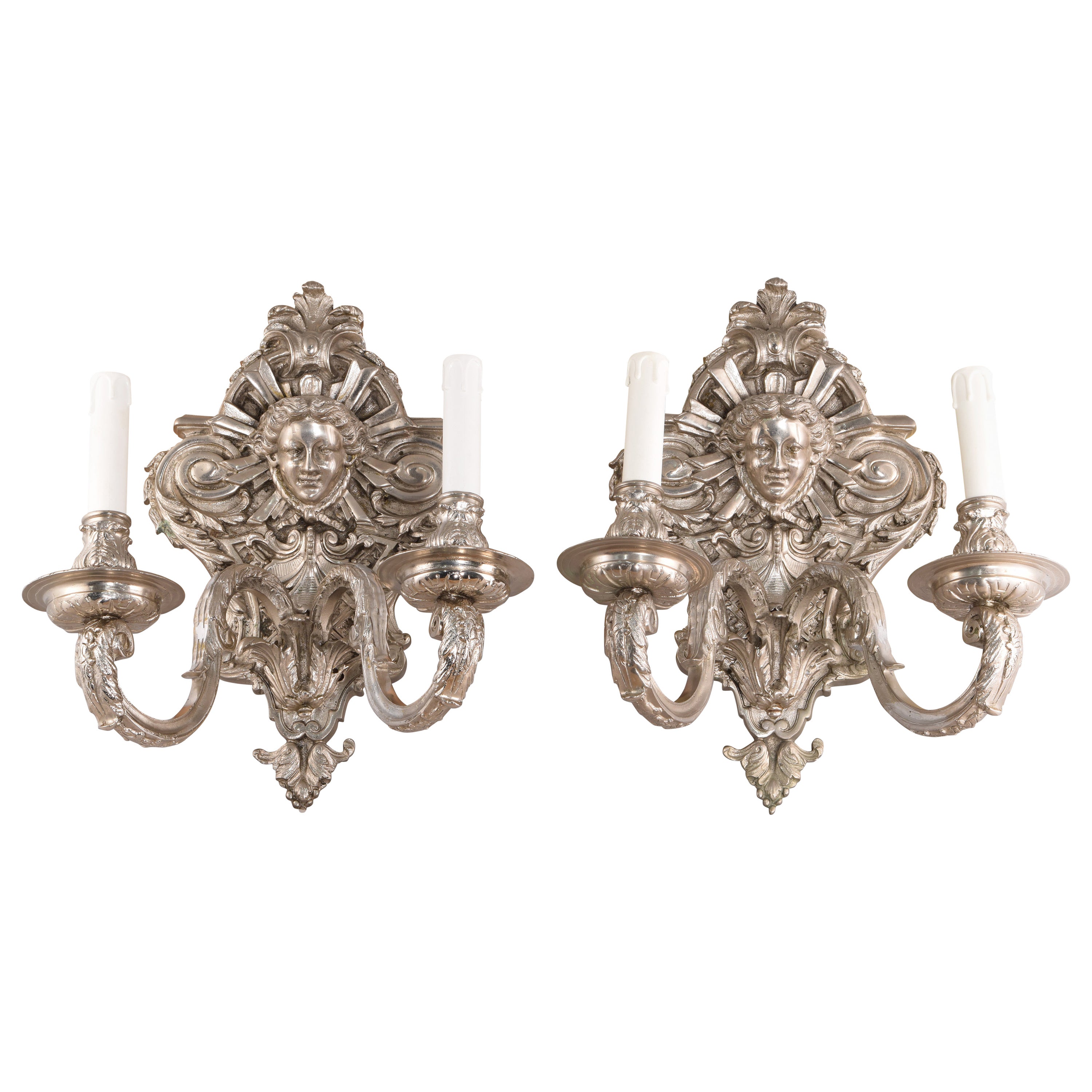 Pair of sconces. Bronze. Silver finish.  For Sale