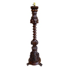 Lampadaire Renaissance français ancien Lumière Chêne sculpté Barley Twist Baluster