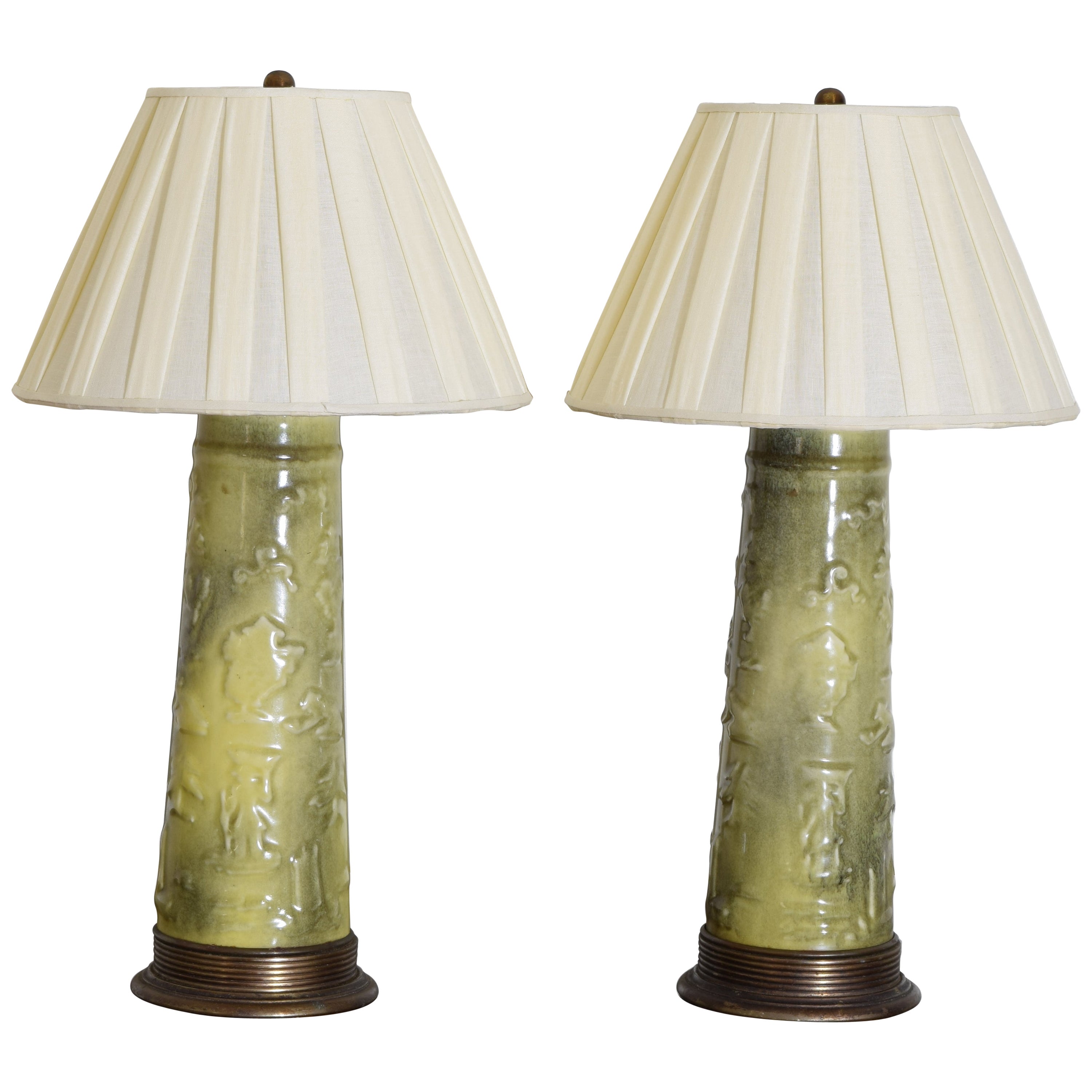 Paire de lampes de table en céramique dans le goût japonais, milieu du 20e siècle en vente