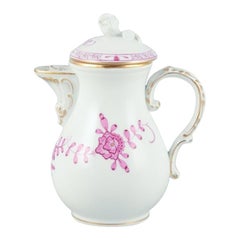 Meissen, Alemania,  Indio Rosa. Olla de porcelana para moka (demitasse).