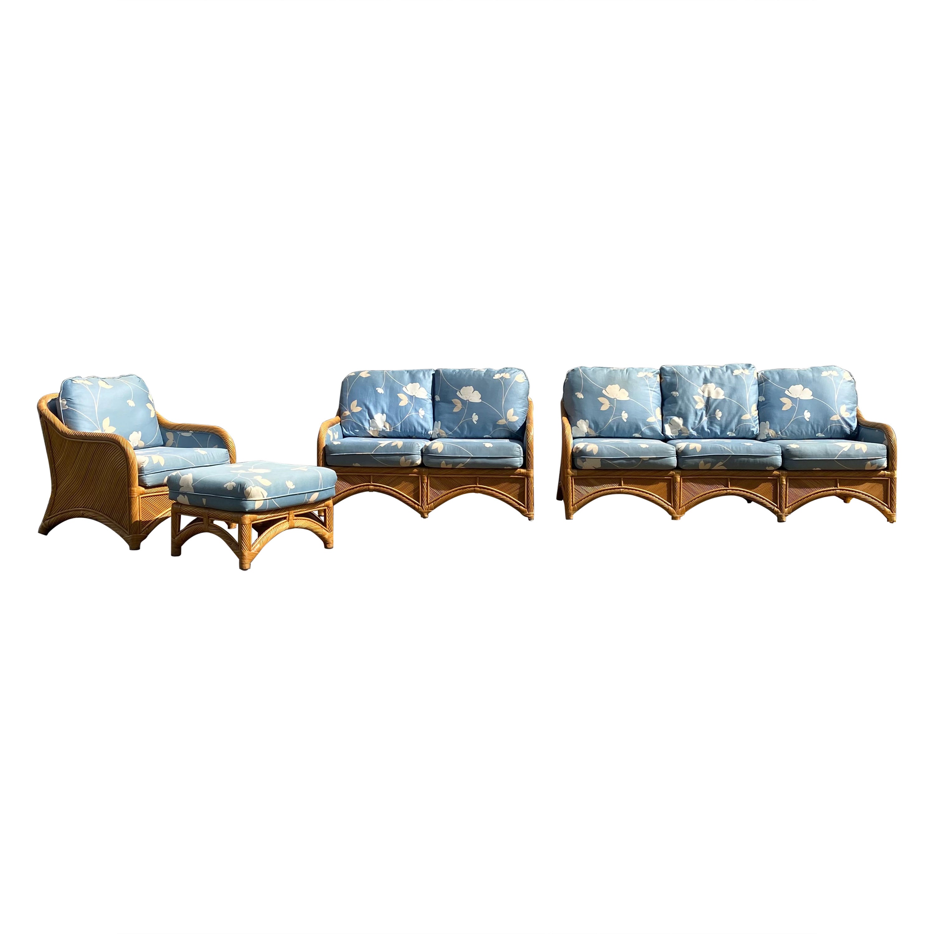 1970s Rattan Reed Sculptural Chinoiserie Style Blue White Sofa Suite, Set of 4 For Sale