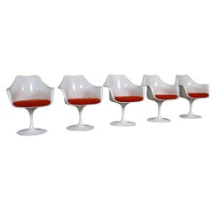 Set aus 5 Tulpen-Esszimmerstühlen im Vintage-Stil von Eero Saarinen für Knoll, 1970er Jahre