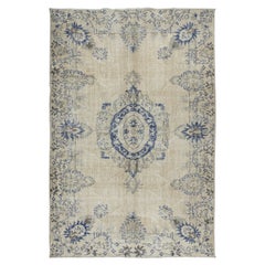 6.4x9.6 Ft Vintage Turkish Rug in Beige & Navy Blue, Sun Faded Handmade Carpet (tapis artisanal décoloré par le soleil)