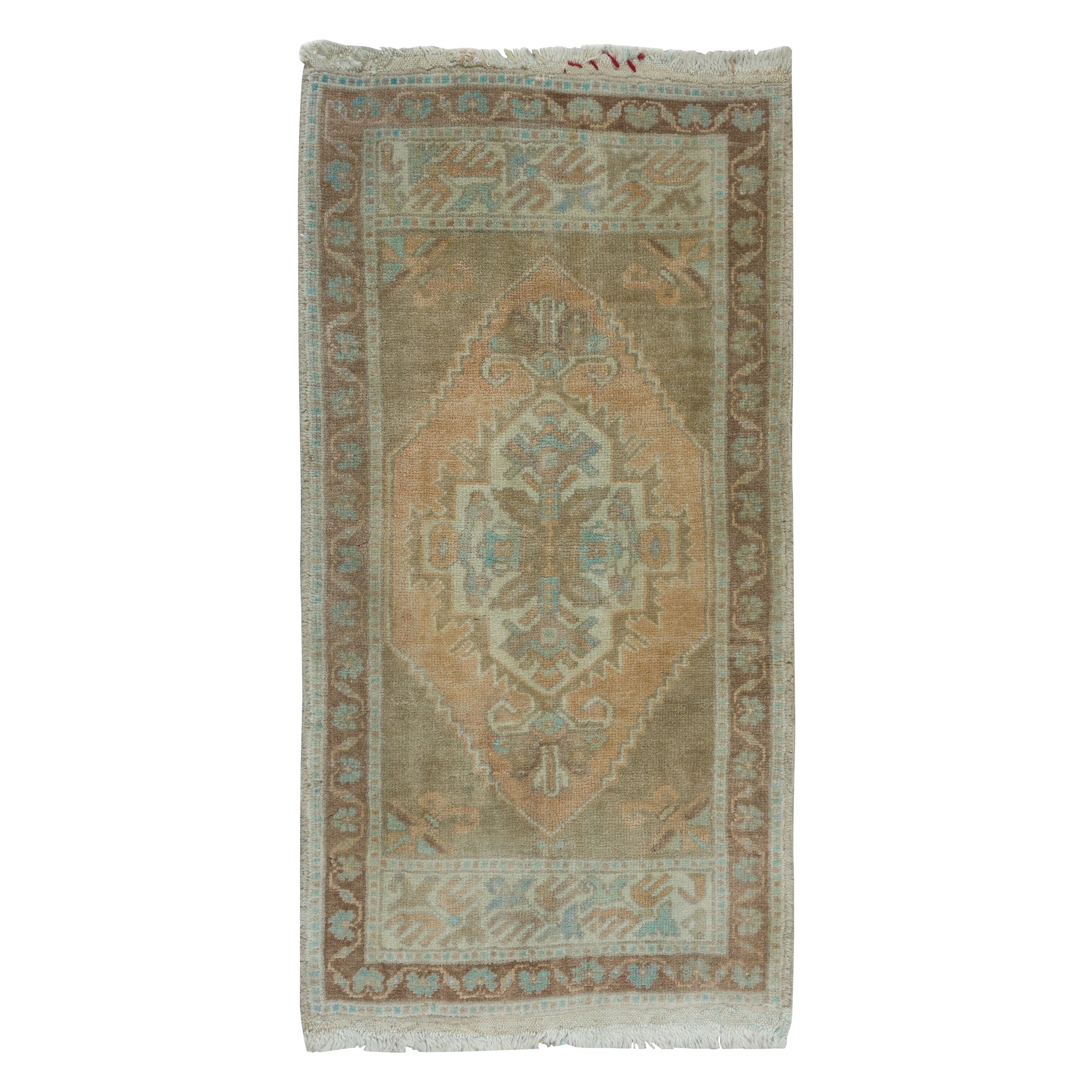 What is the difference between a bath mat and a bath rug?
