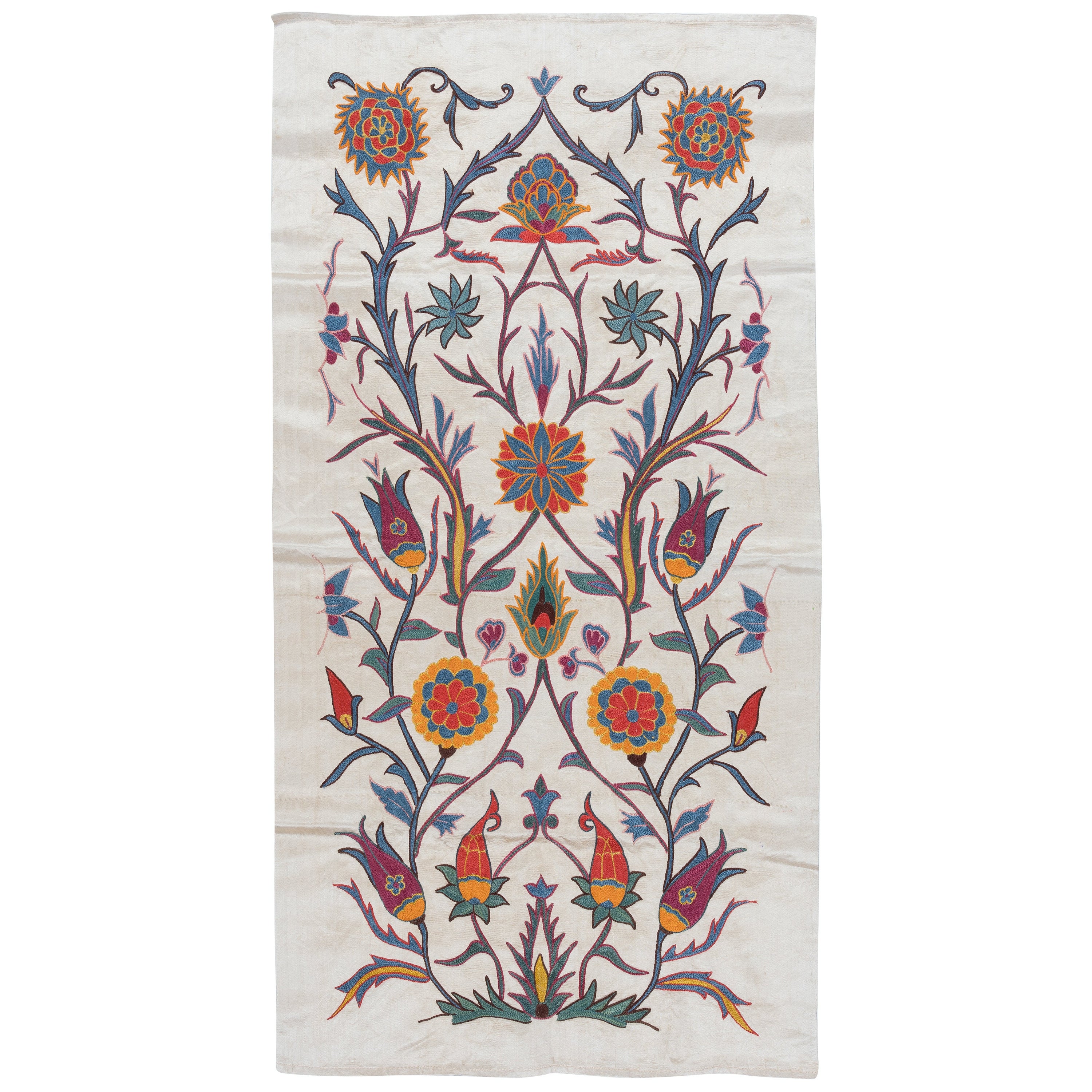 21"x41" 100% Silk Wall Hanging with Floral Design, Embroidered Uzbek Tapestry For Sale