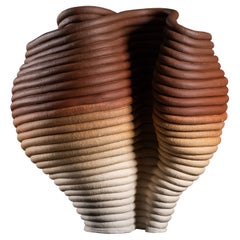 Vase contemporain en grès avec une transition de couleur naturelle #17