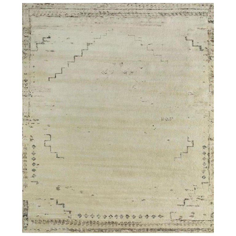 Misty Drapery Undyed White & Natural Mink 300x420 cm Hand Knotted Rug For Sale