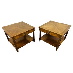 Quadratische Vintage-Beistelltische aus Nussbaumholz von Baker Furniture, 2er-Set