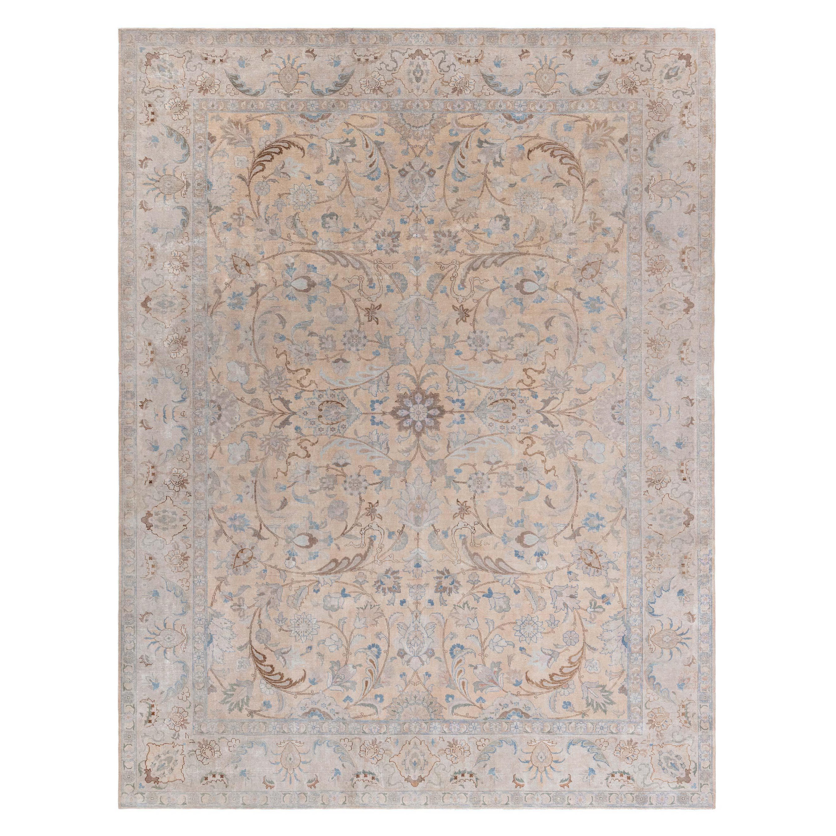 Tapis persan ancien de Tabriz Doris Leslie Blau en vente