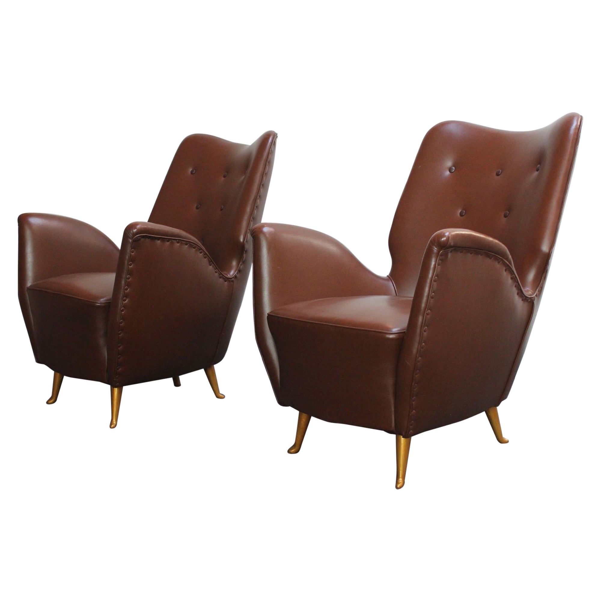 Pair of Isa Bergamo Sculptural Petite Club Chairs Attributed to Gio Ponti For Sale