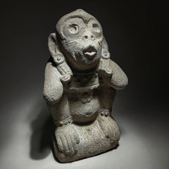 Antique Aztec Sculpture of a Spider Monkey with Pre-1970 UNESCO-Compliant Provenance