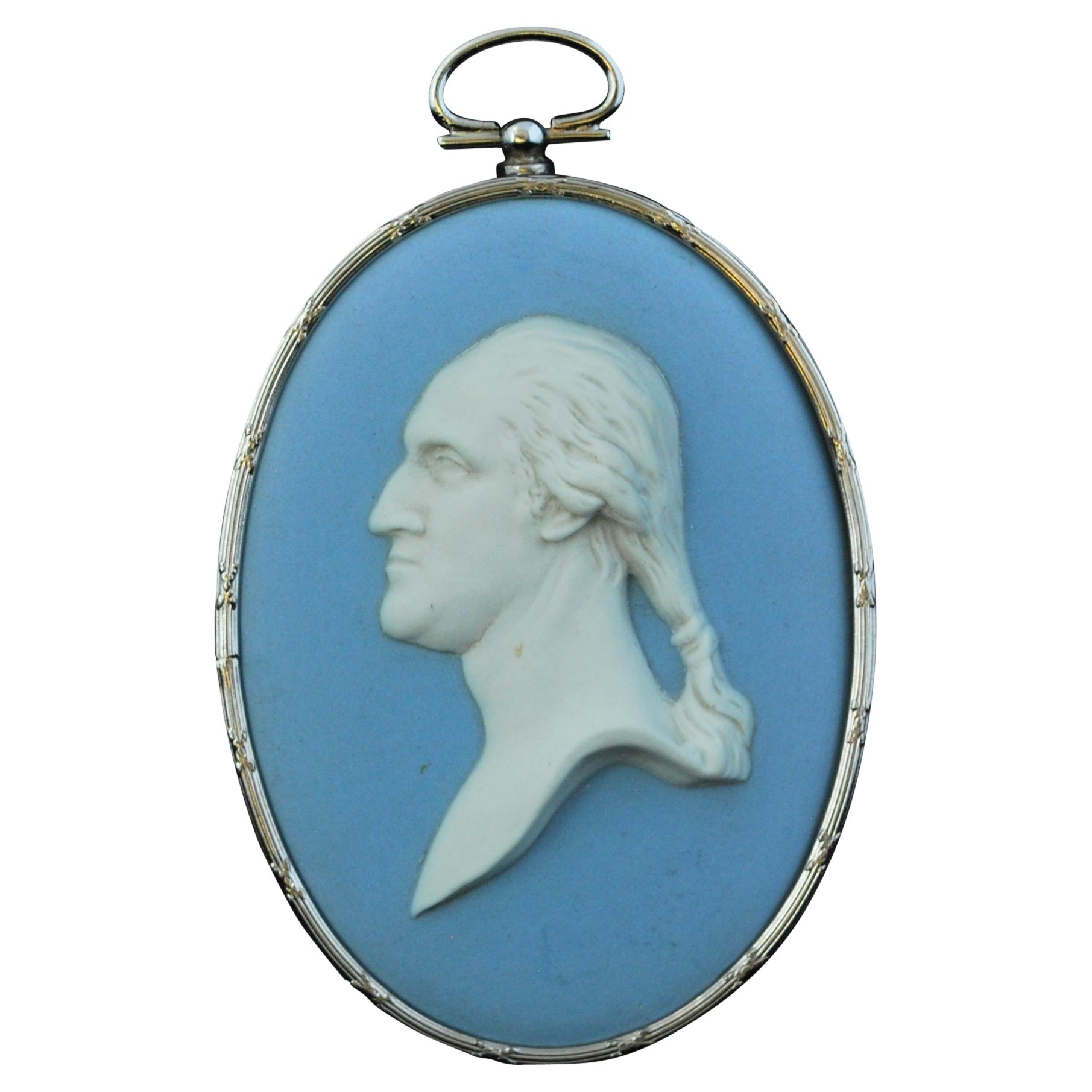 Silver framed Medallion, George Washington by Bert Bentley, Wedgwood, circa 1925 For Sale