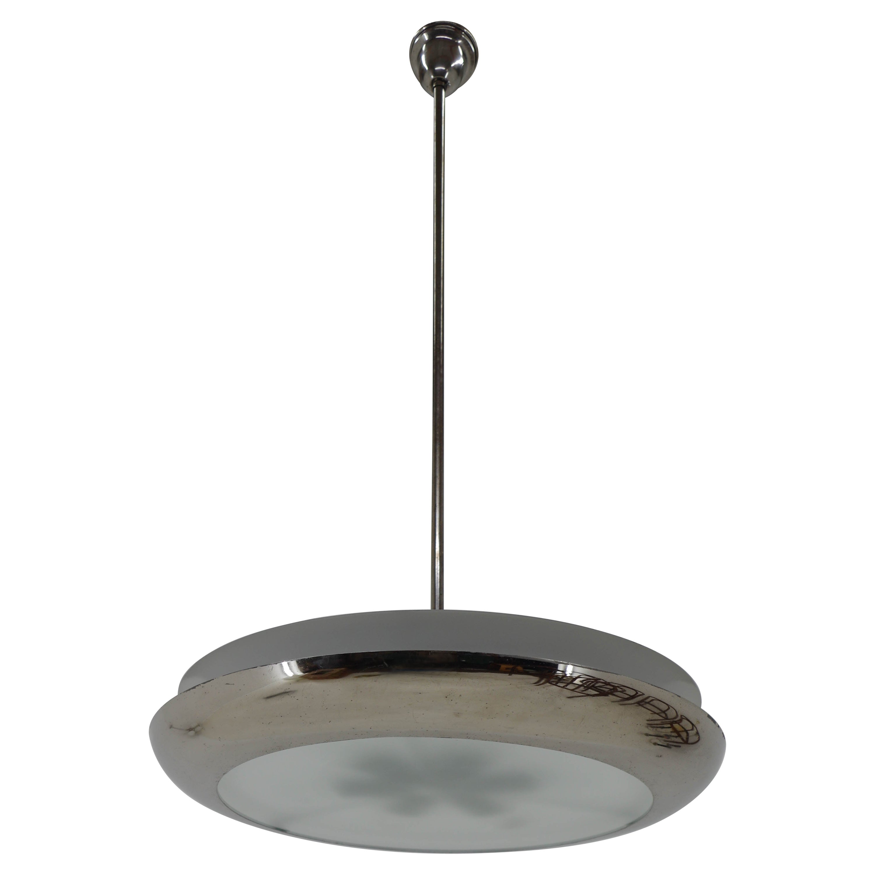 Bauhaus-/ Functionalistischer Nickel-Kronleuchter UFO, 1930er Jahre, restauriert