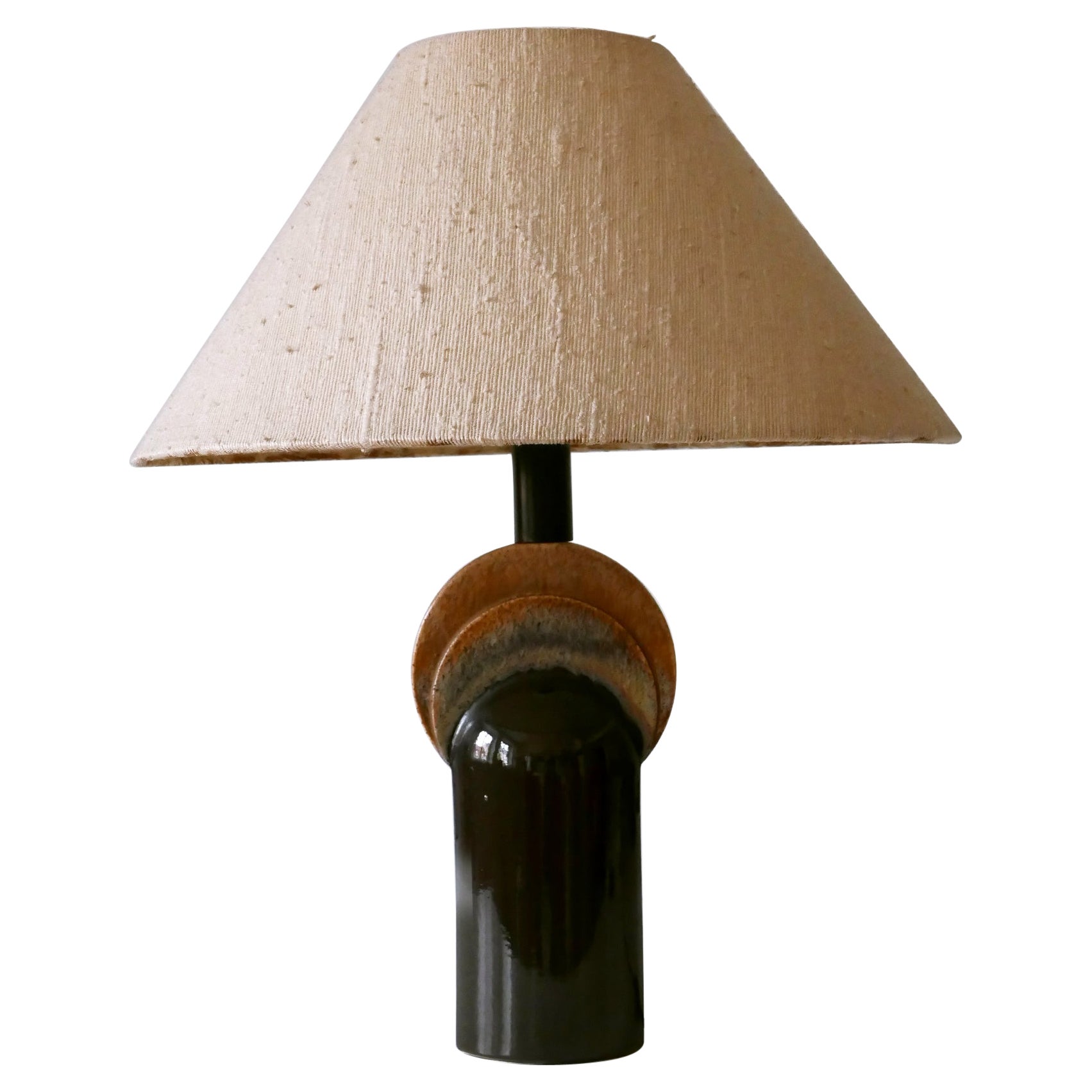 Elegant Mid-Century Modern Ceramic Table Lamp by Leola Design Germany 1960s For Sale