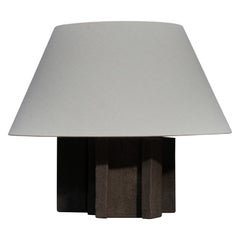 Lampe de table en céramique form, brute