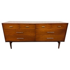 Mid-Century Modern Ramseur 8-Drawer Walnut Dresser