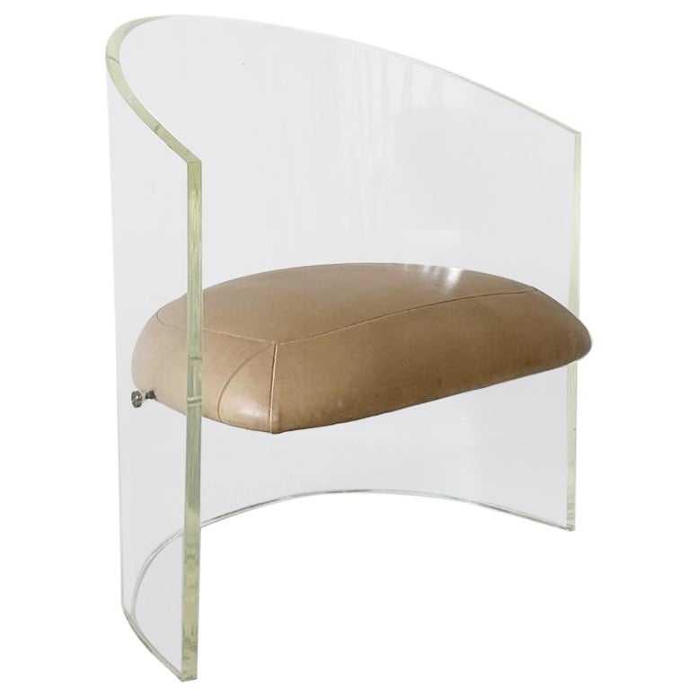 lucite floating tub chair in manner of Vladimir Kagan For Sale