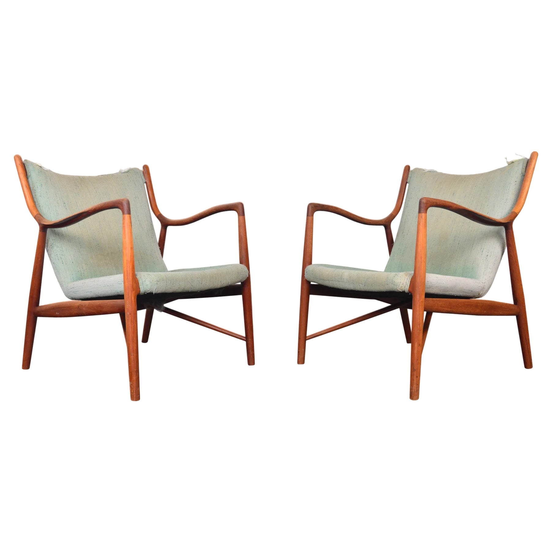 Rare Pair Of Finn Juhl Nv45 Lounge Chairs In Teak For Sale