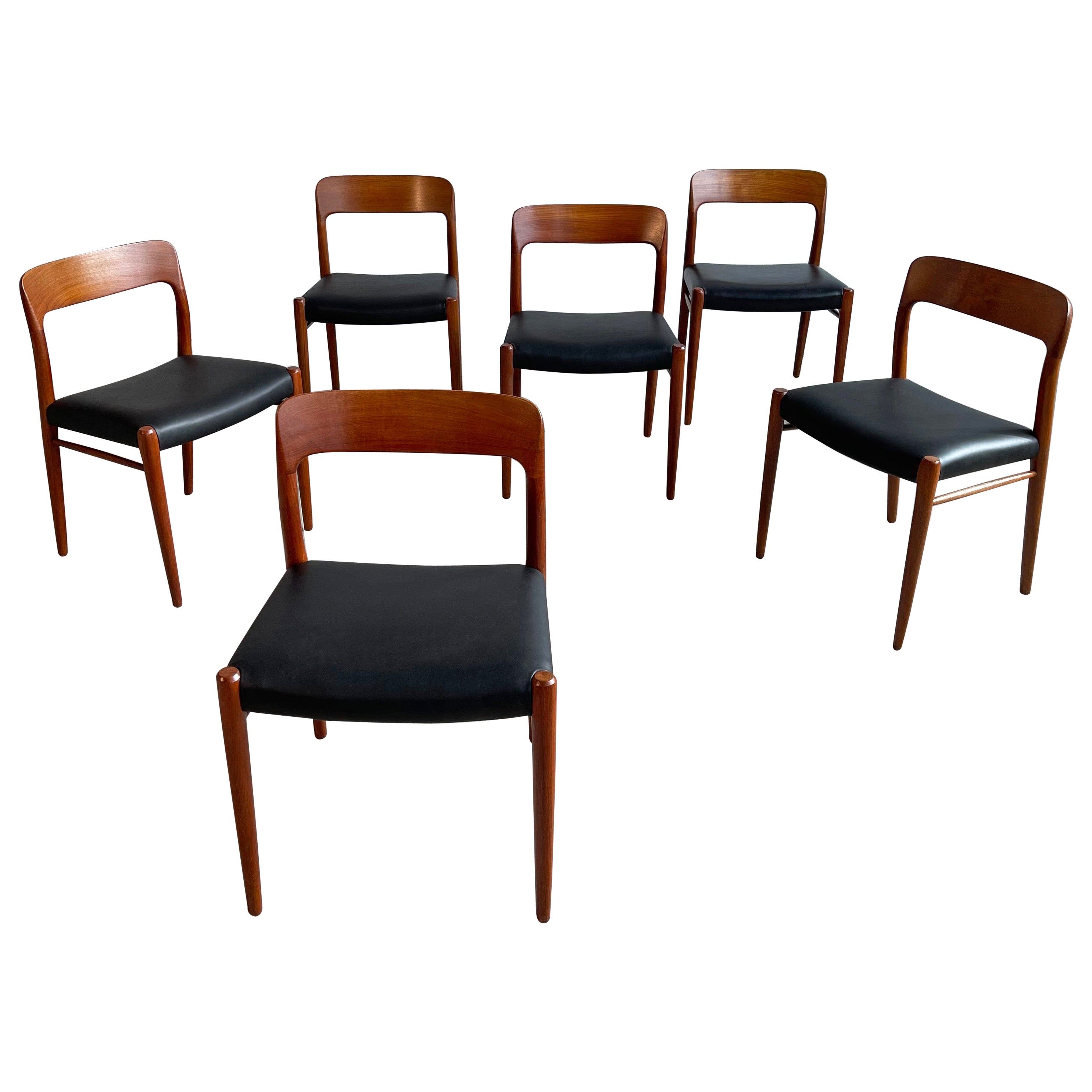 Teak And Leather Model 75 Dining Chairs By Niels O Møller For Sale