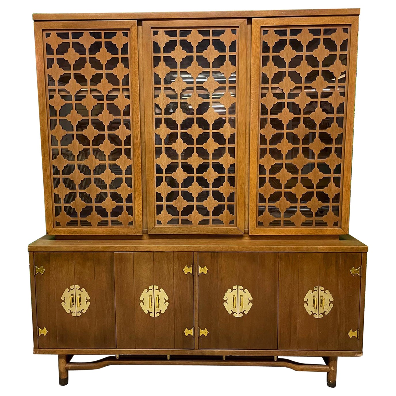 Mid-Century Modern Asian Chinoiserie China Cabinet For Sale