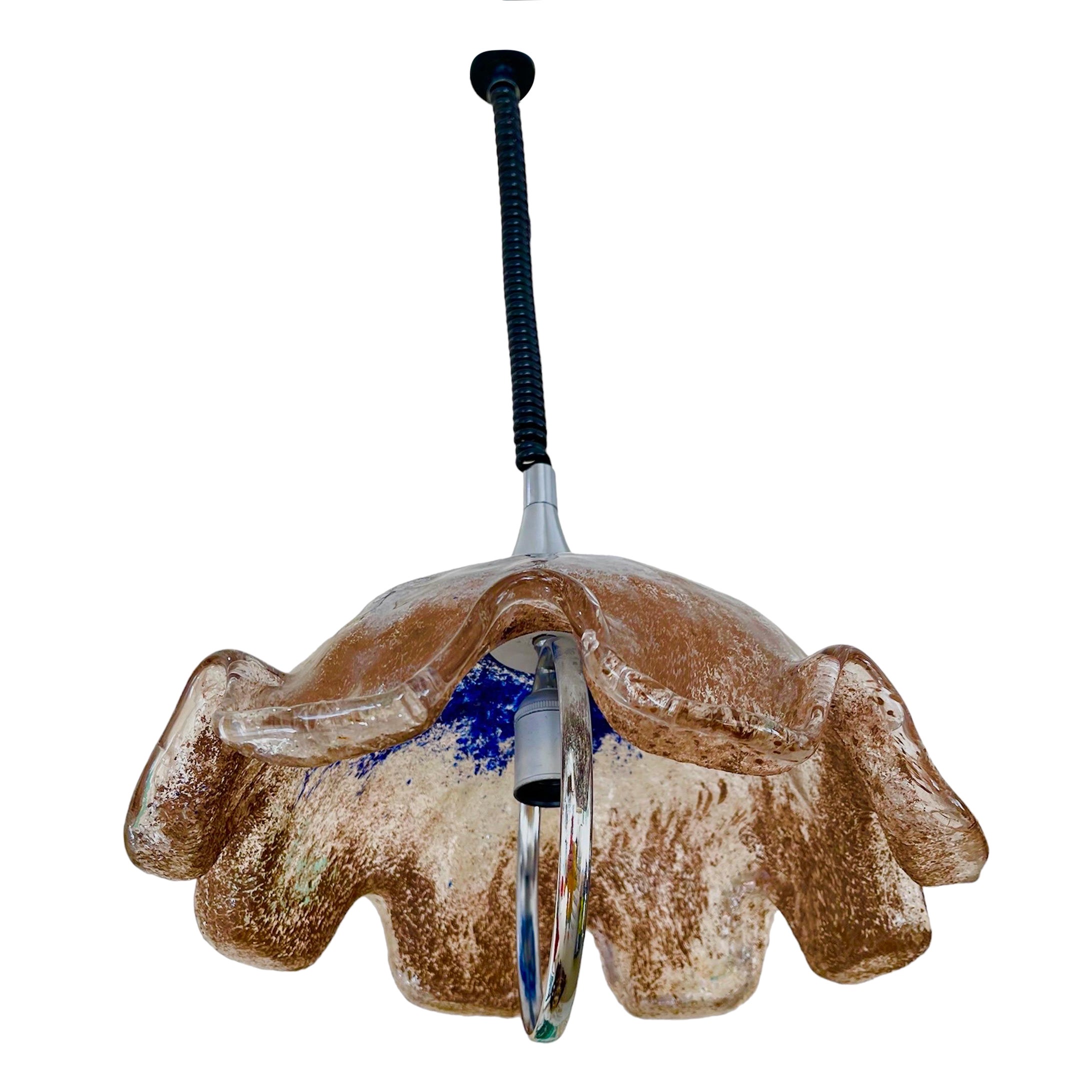 Lampe à suspension Mazzega bicolore de Murano, Italie, 1970 en vente