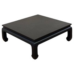Table basse carrée noire enveloppée de raphia de style Ming Baker Furniture des années 1970 