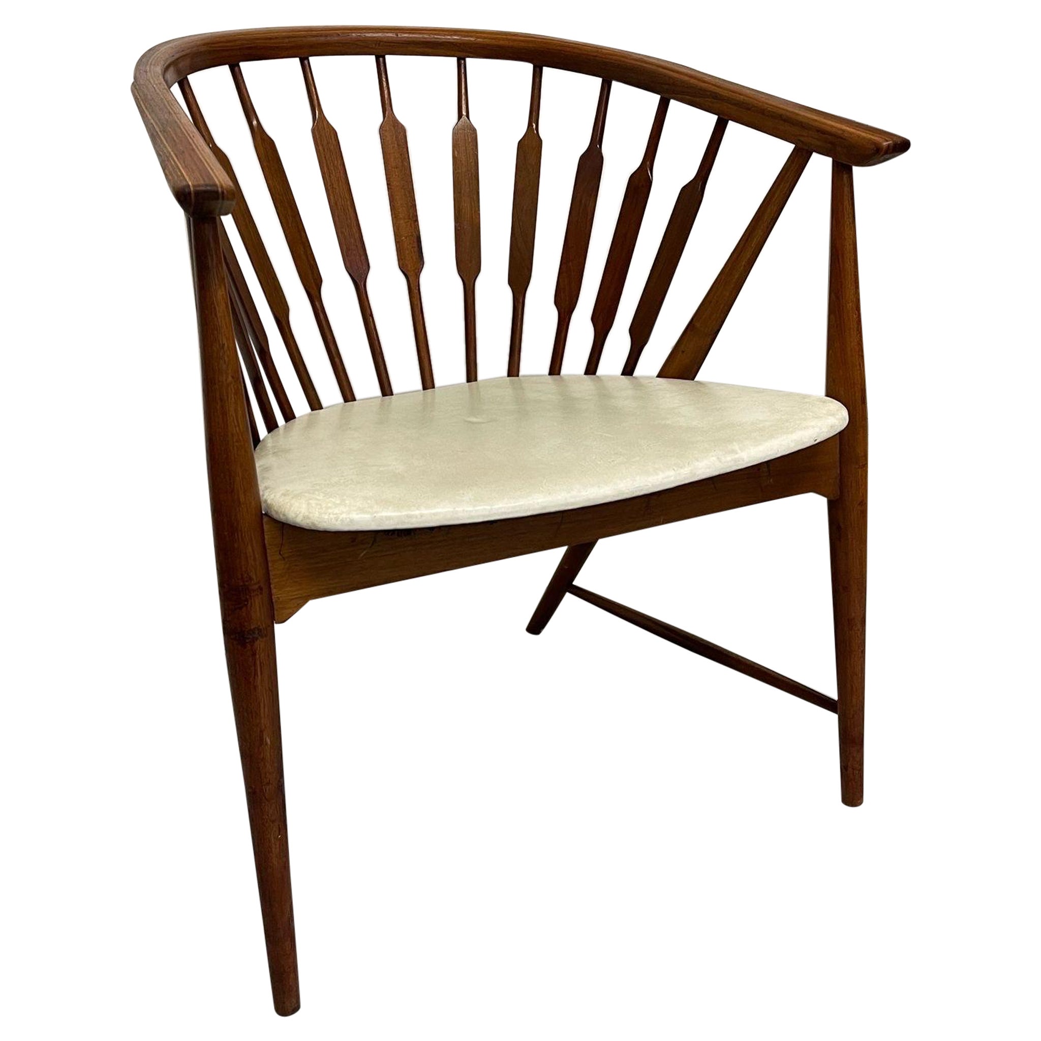 Vintage Mid Century Modern Spindled Drexel Declaration Captain’s Chair. For Sale