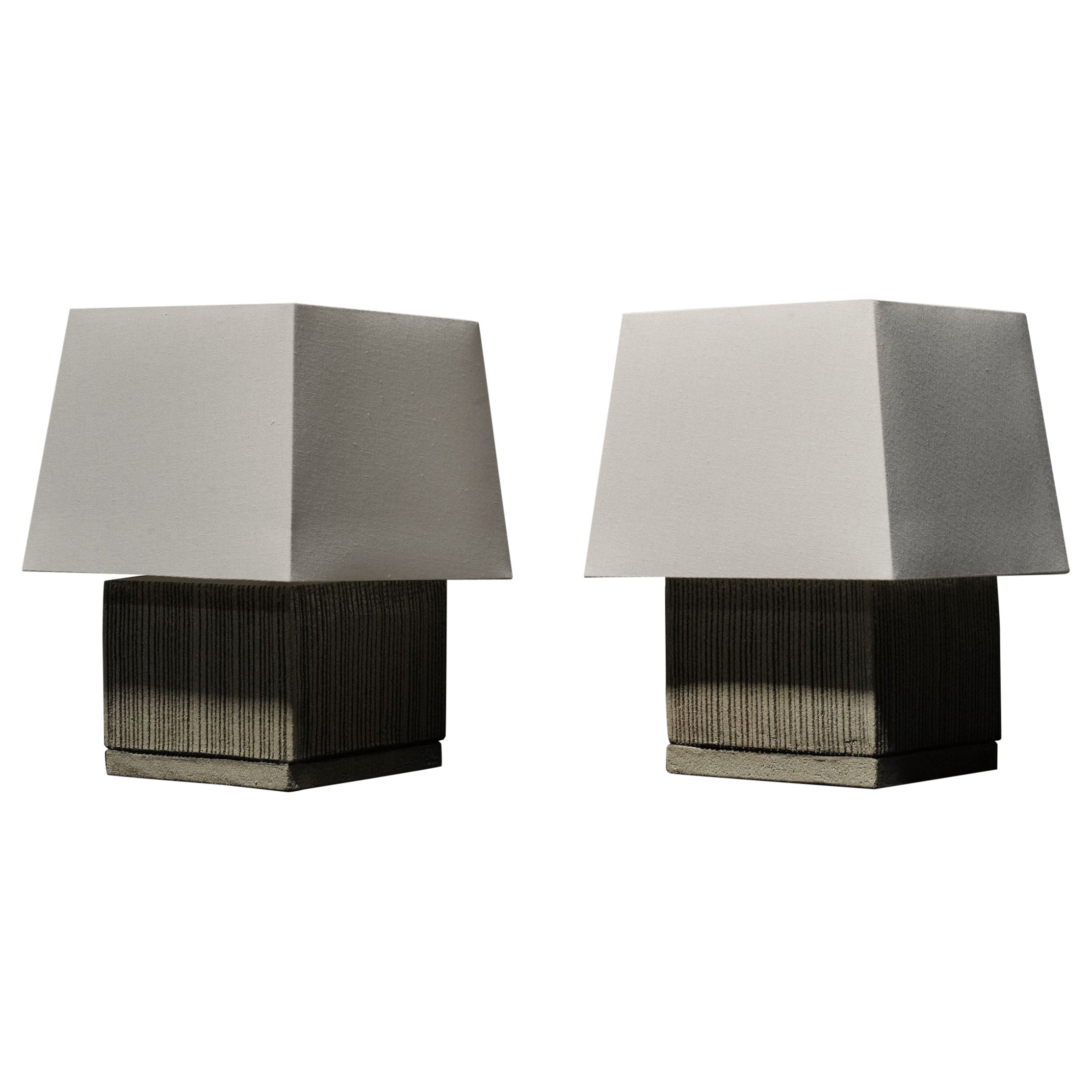   Moss Square Ceramic Table Lamp For Sale